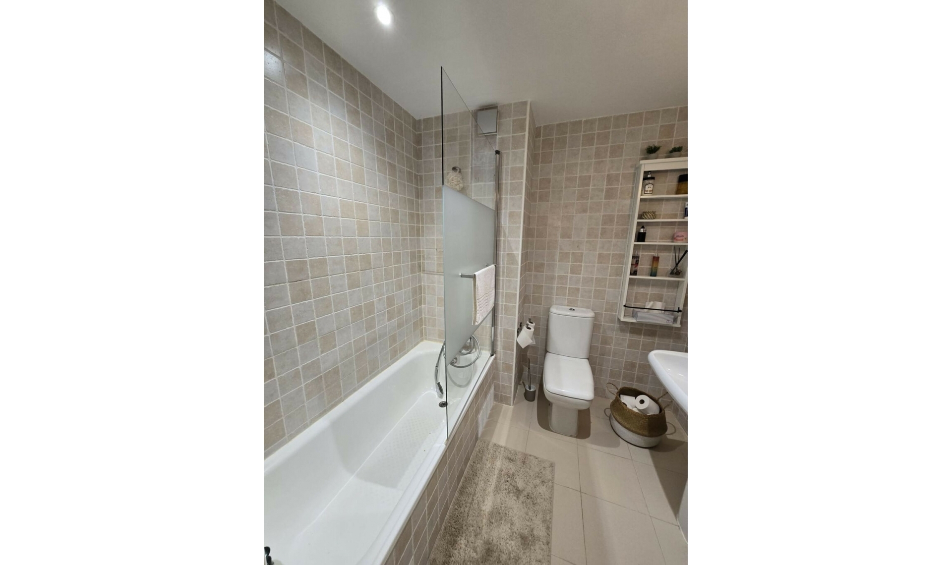 Resale - Apartment -
Reserva de Marbella