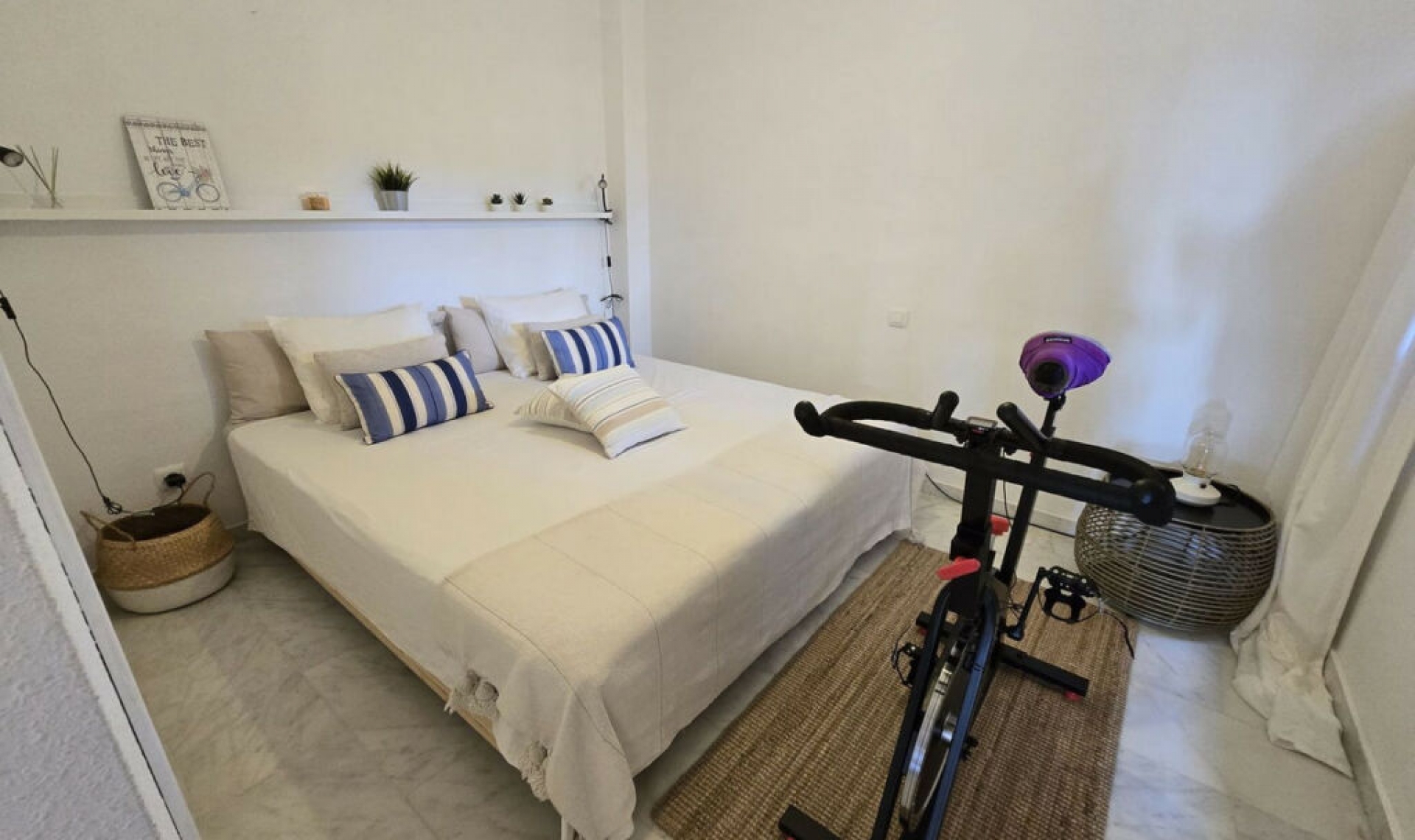 Resale - Apartment -
Reserva de Marbella