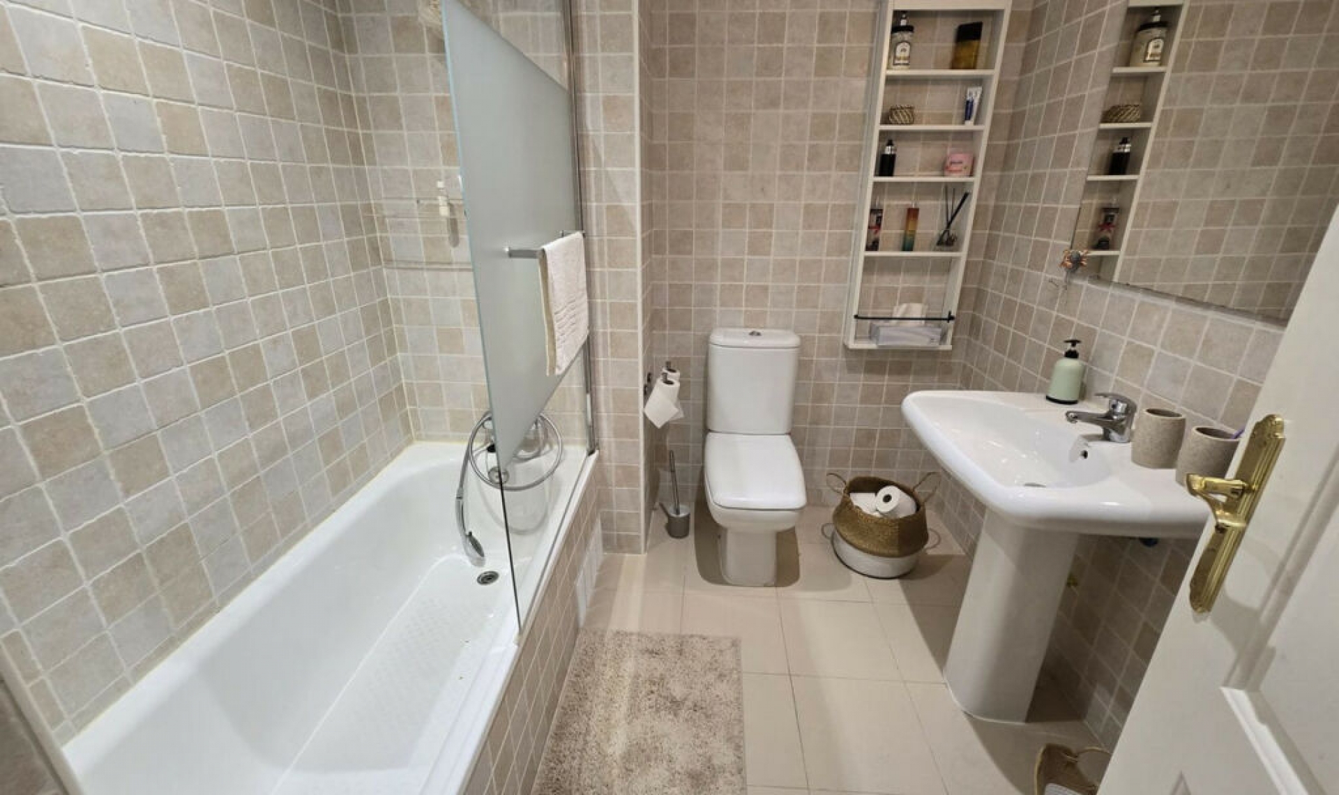 Resale - Apartment -
Reserva de Marbella