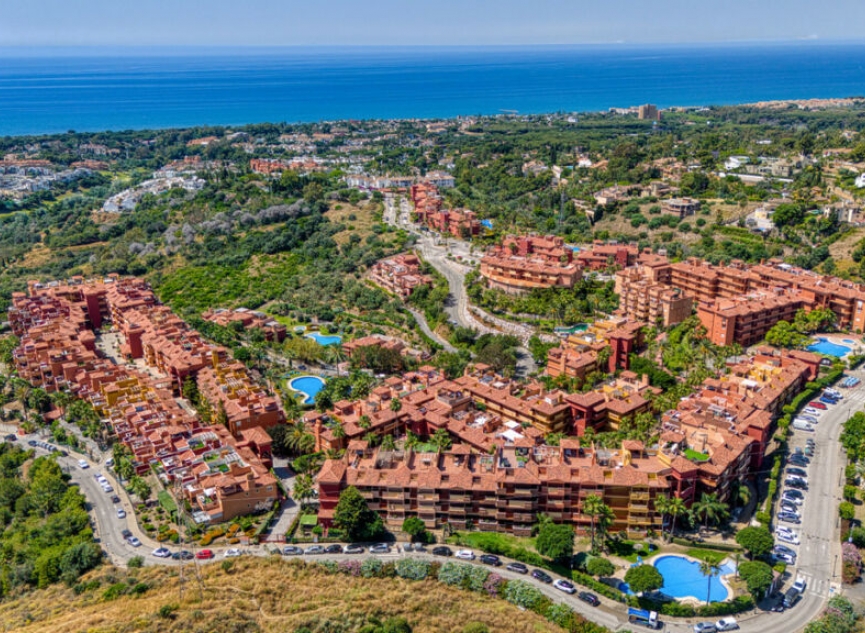 Resale - Apartment -
Reserva de Marbella