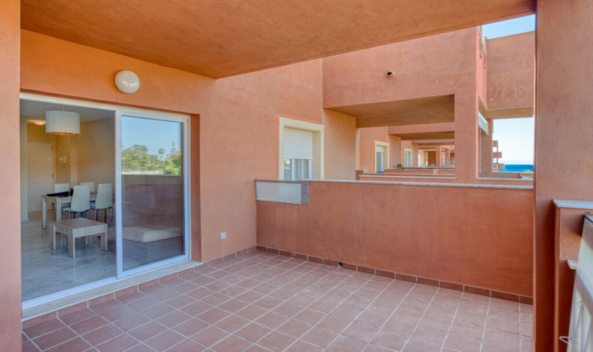 Resale - Apartment -
Reserva de Marbella