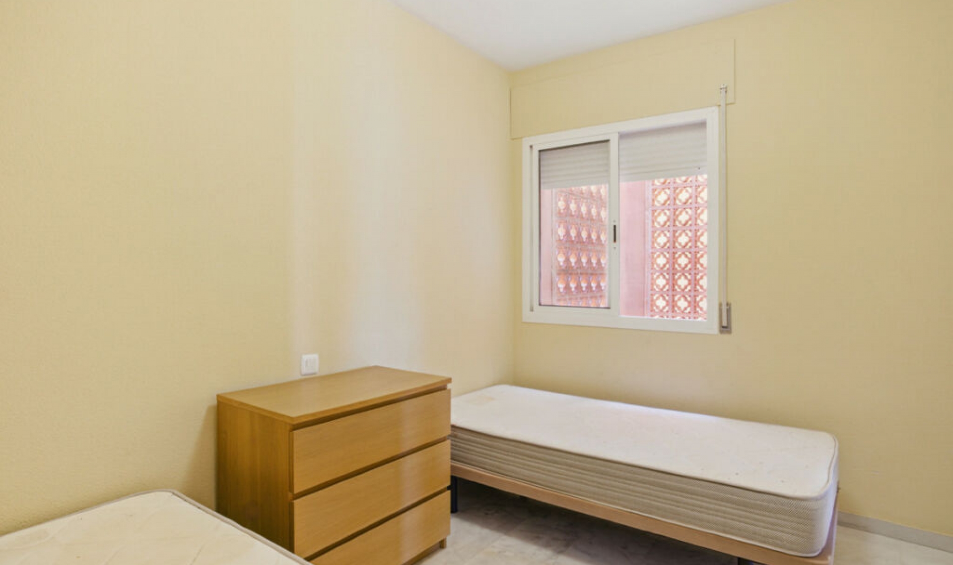 Resale - Apartment -
Reserva de Marbella