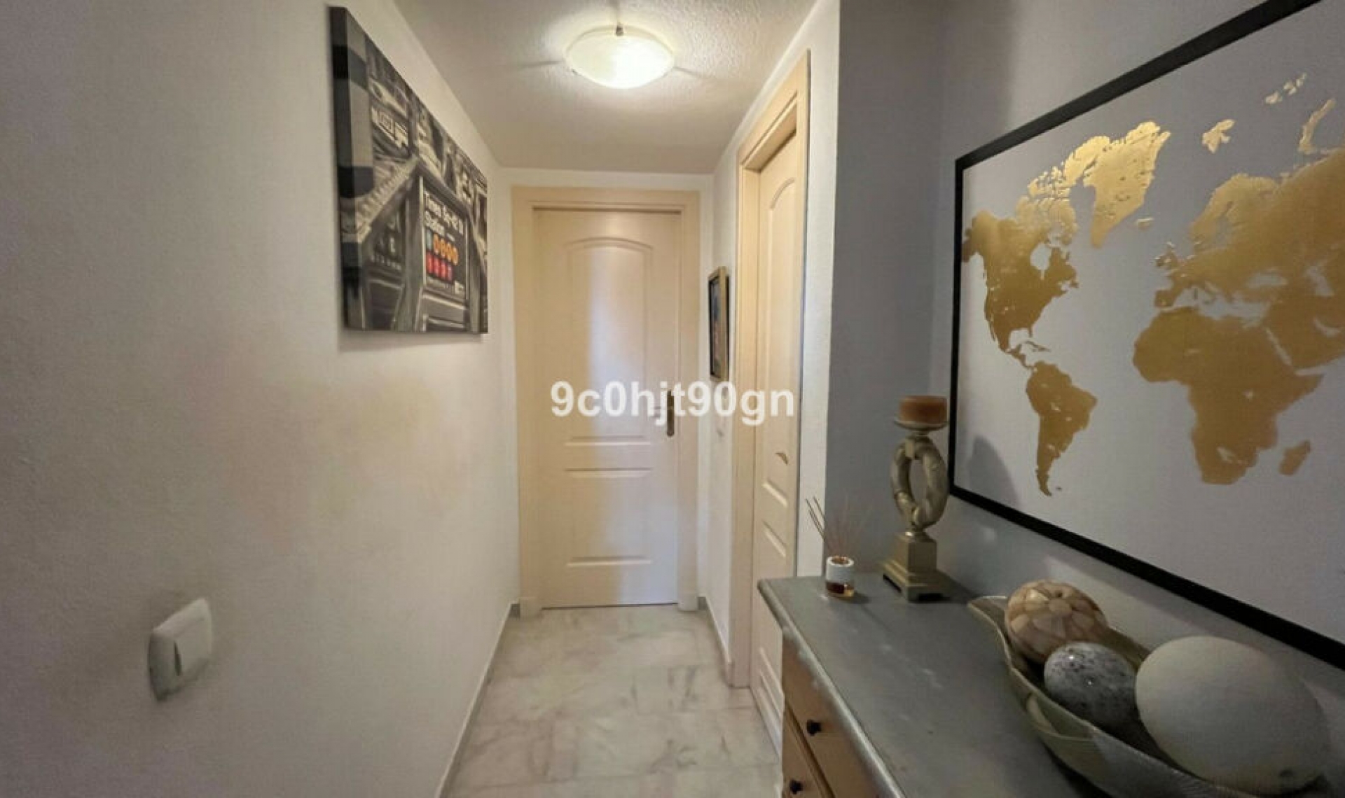Resale - Apartment -
Reserva de Marbella