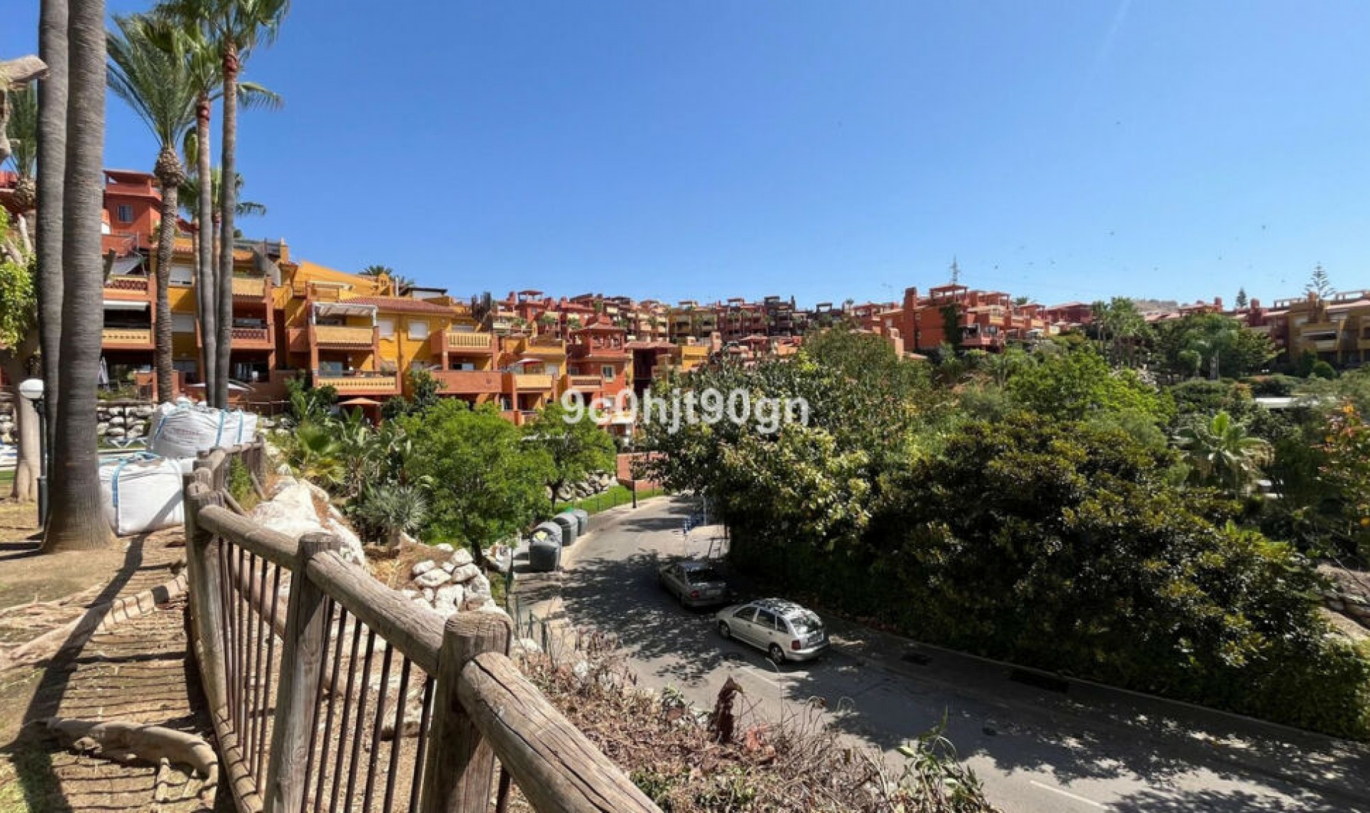 Resale - Apartment -
Reserva de Marbella