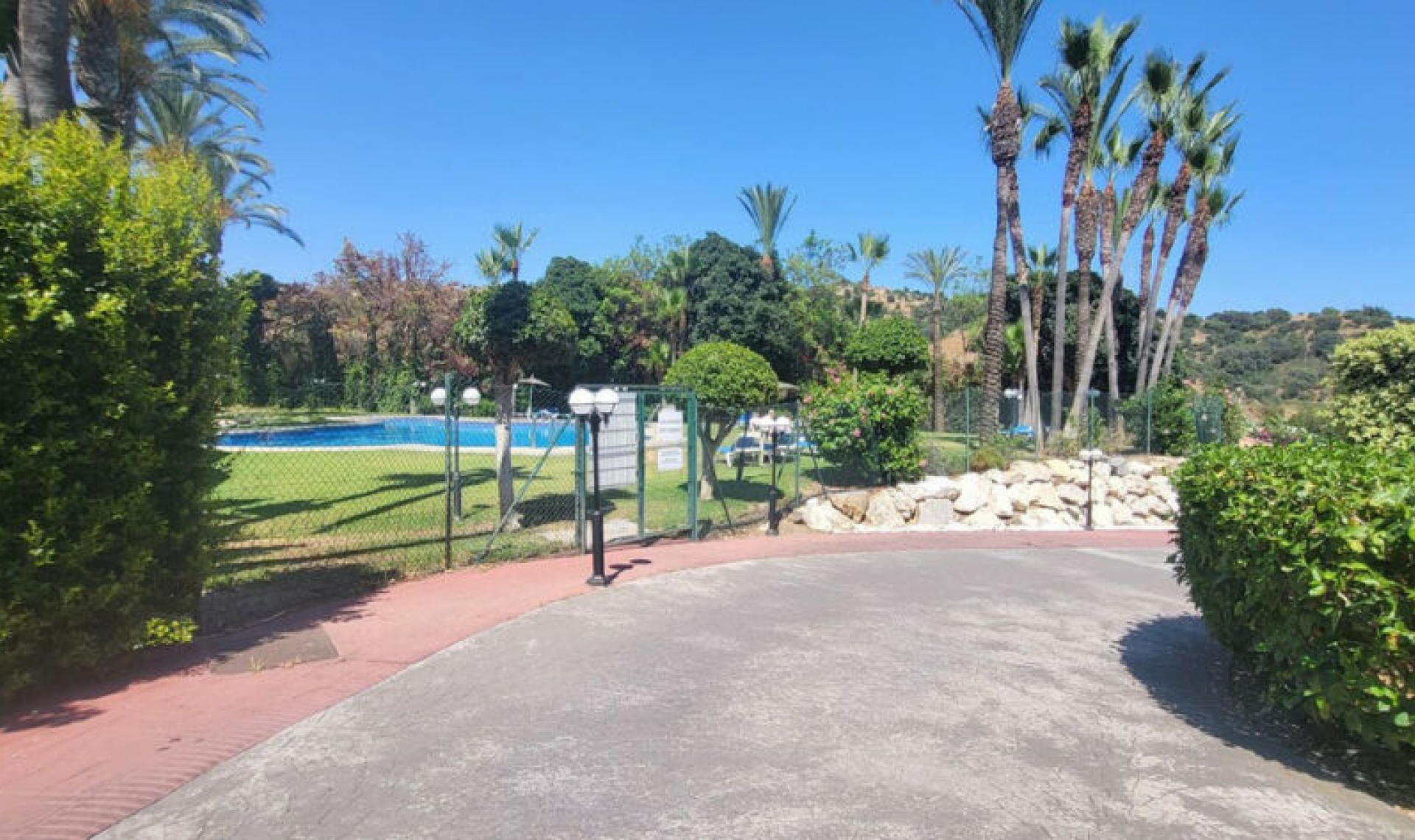 Resale - Apartment -
Reserva de Marbella