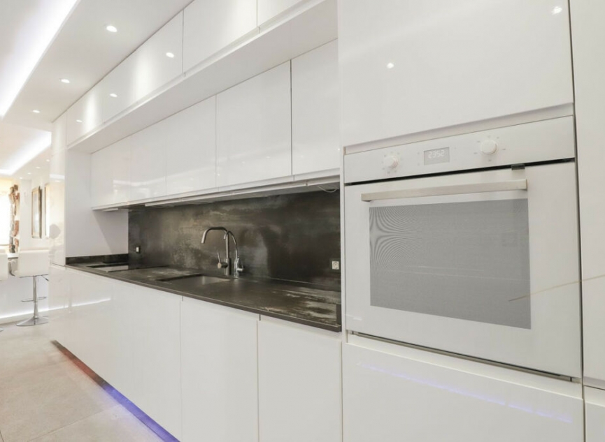 Resale - Apartment -
Reserva de Marbella