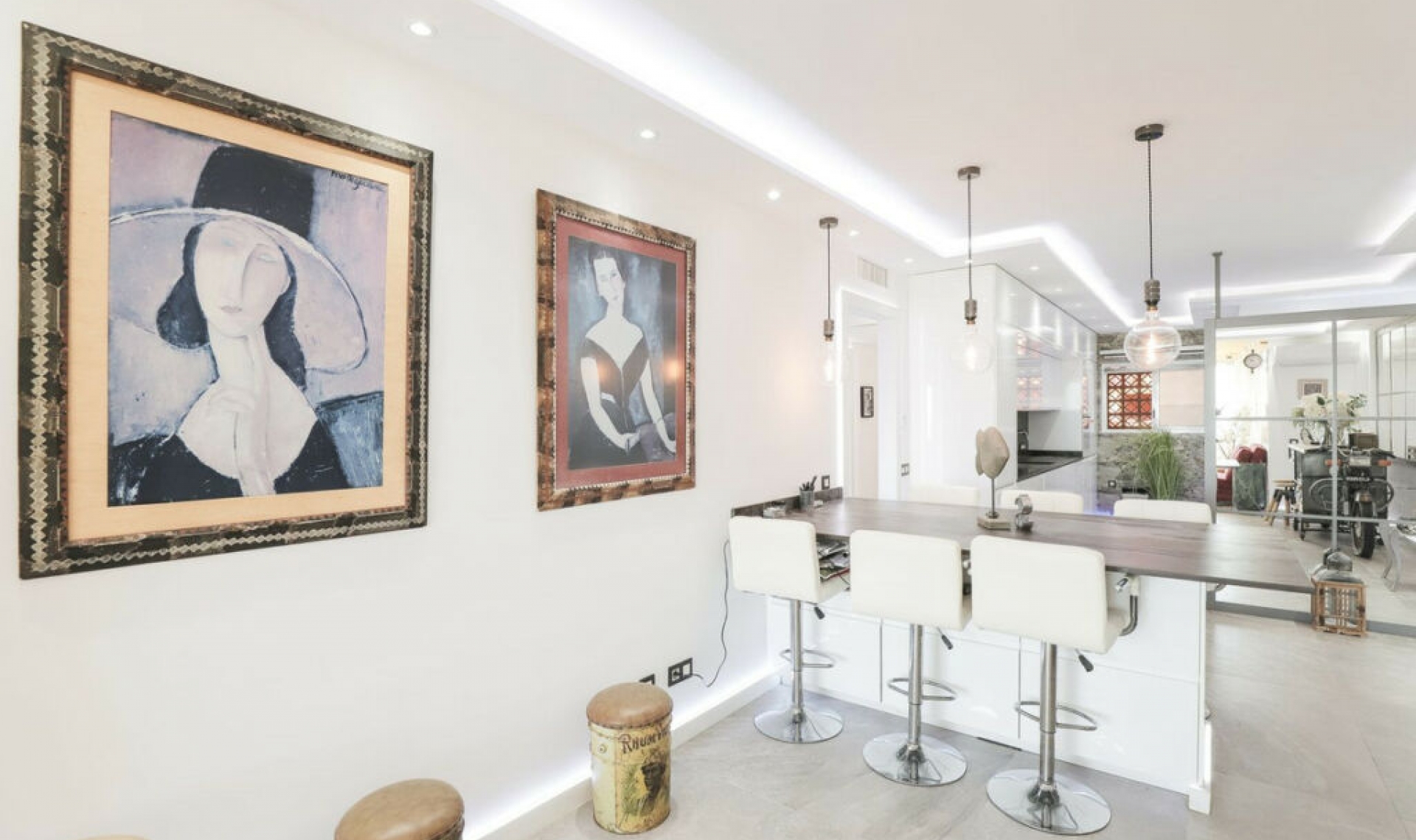 Resale - Apartment -
Reserva de Marbella