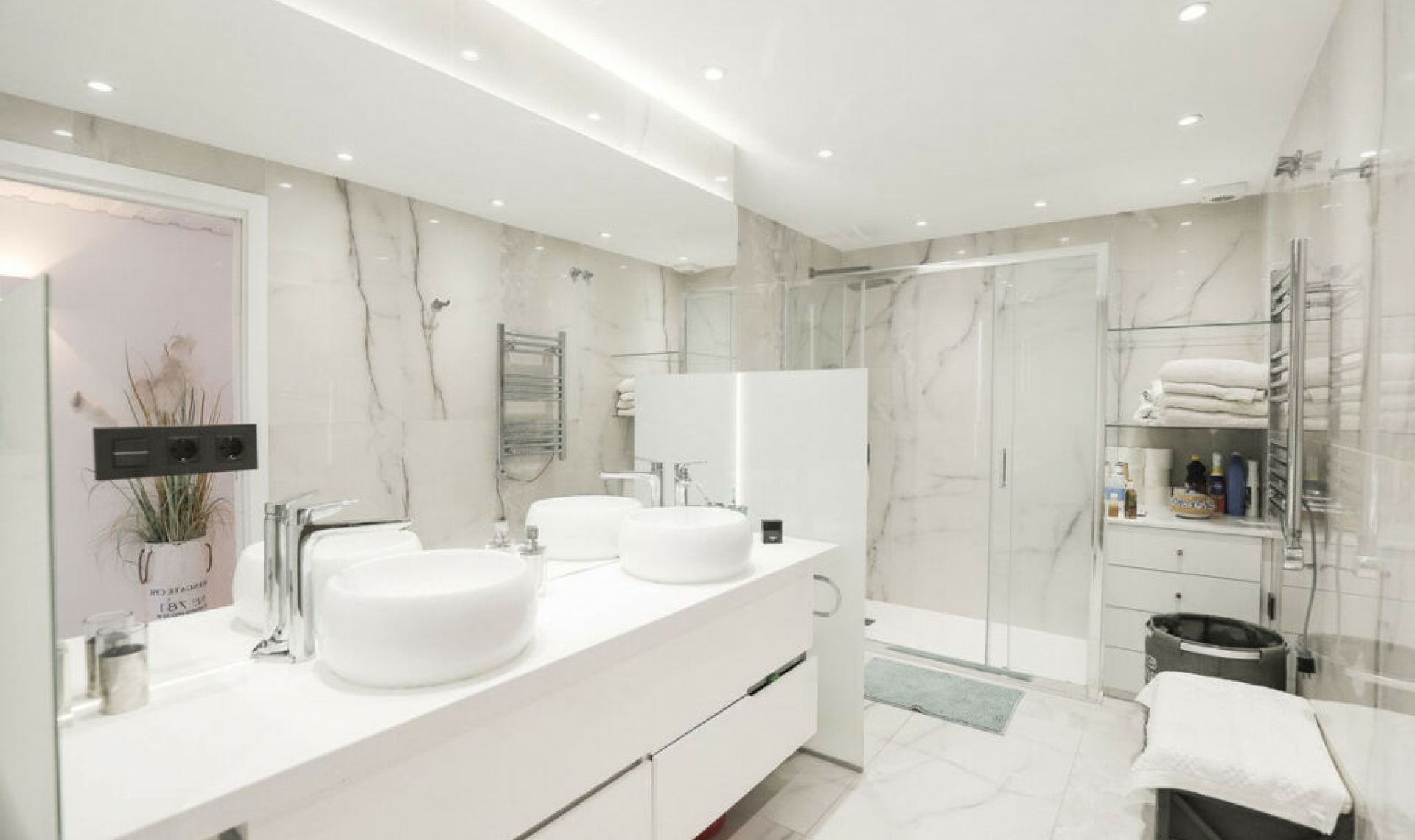 Resale - Apartment -
Reserva de Marbella
