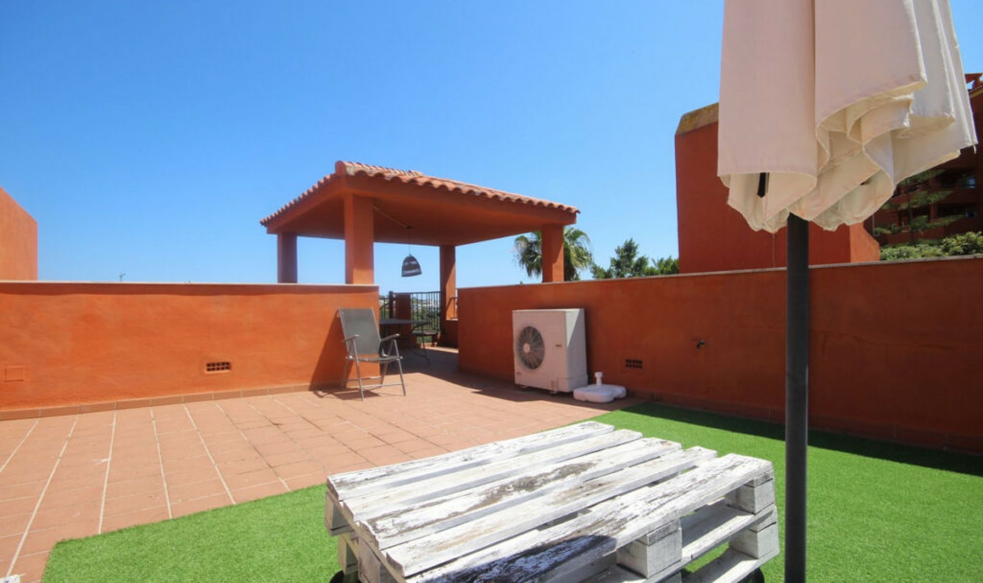 Resale - Apartment -
Reserva de Marbella
