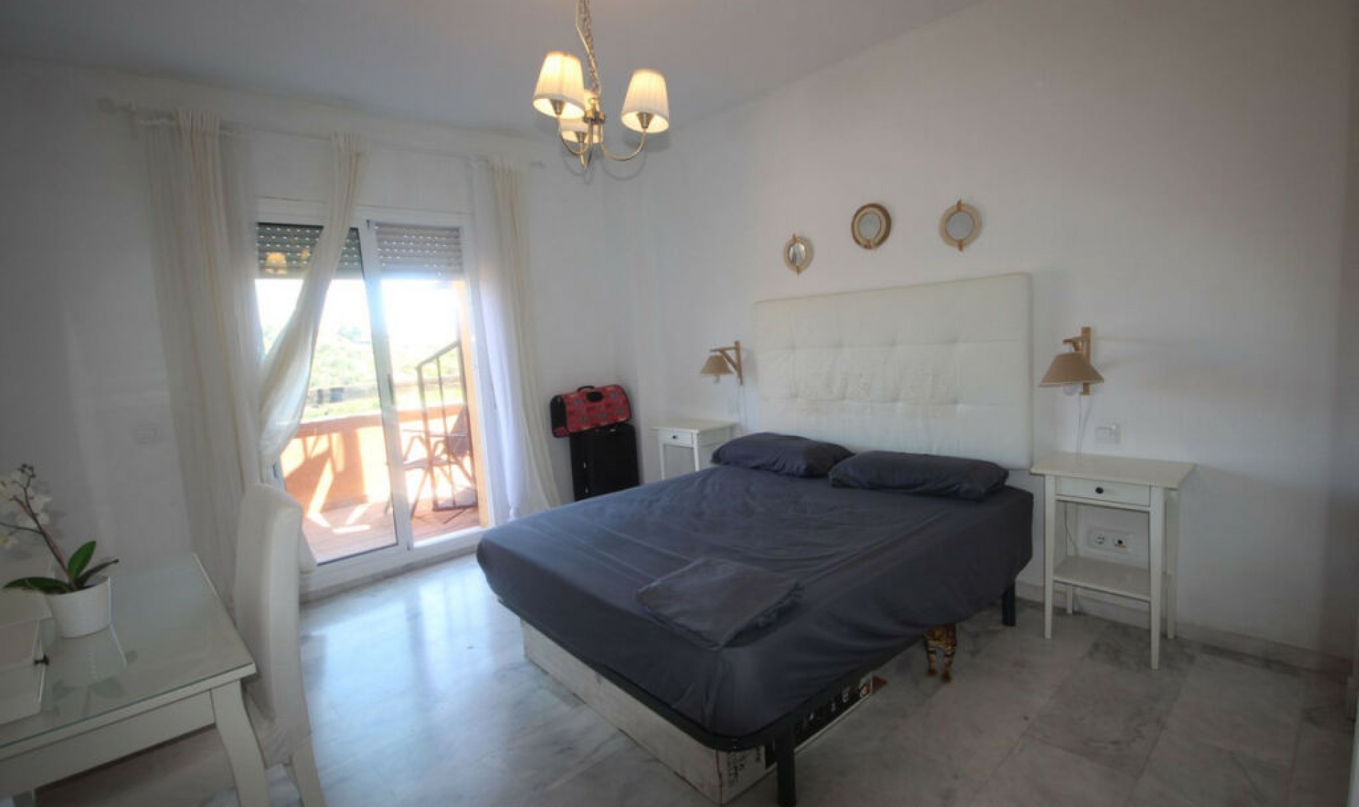 Resale - Apartment -
Reserva de Marbella