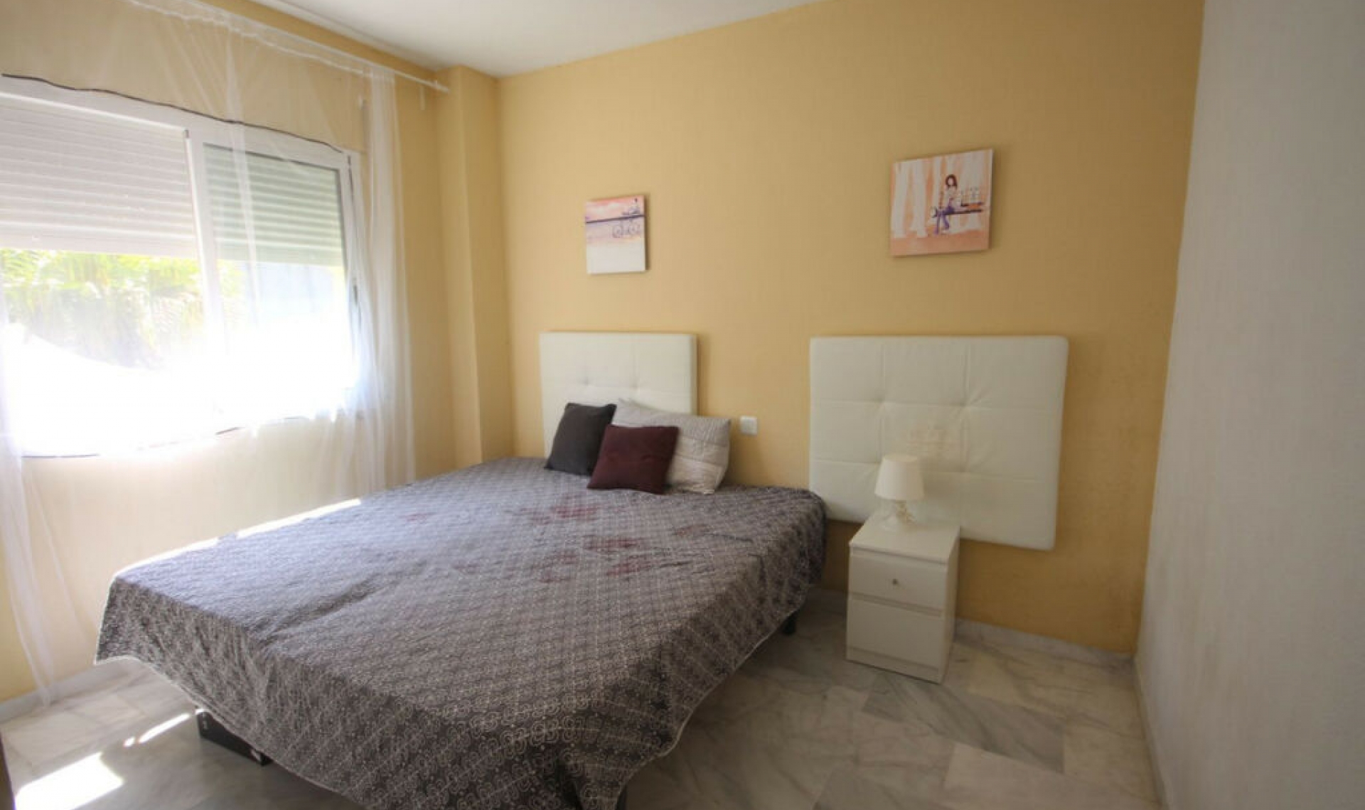 Resale - Apartment -
Reserva de Marbella