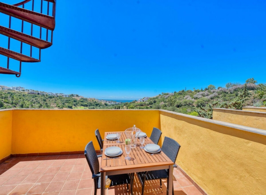 Resale - Apartment -
Reserva de Marbella