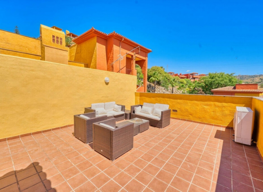 Resale - Apartment -
Reserva de Marbella