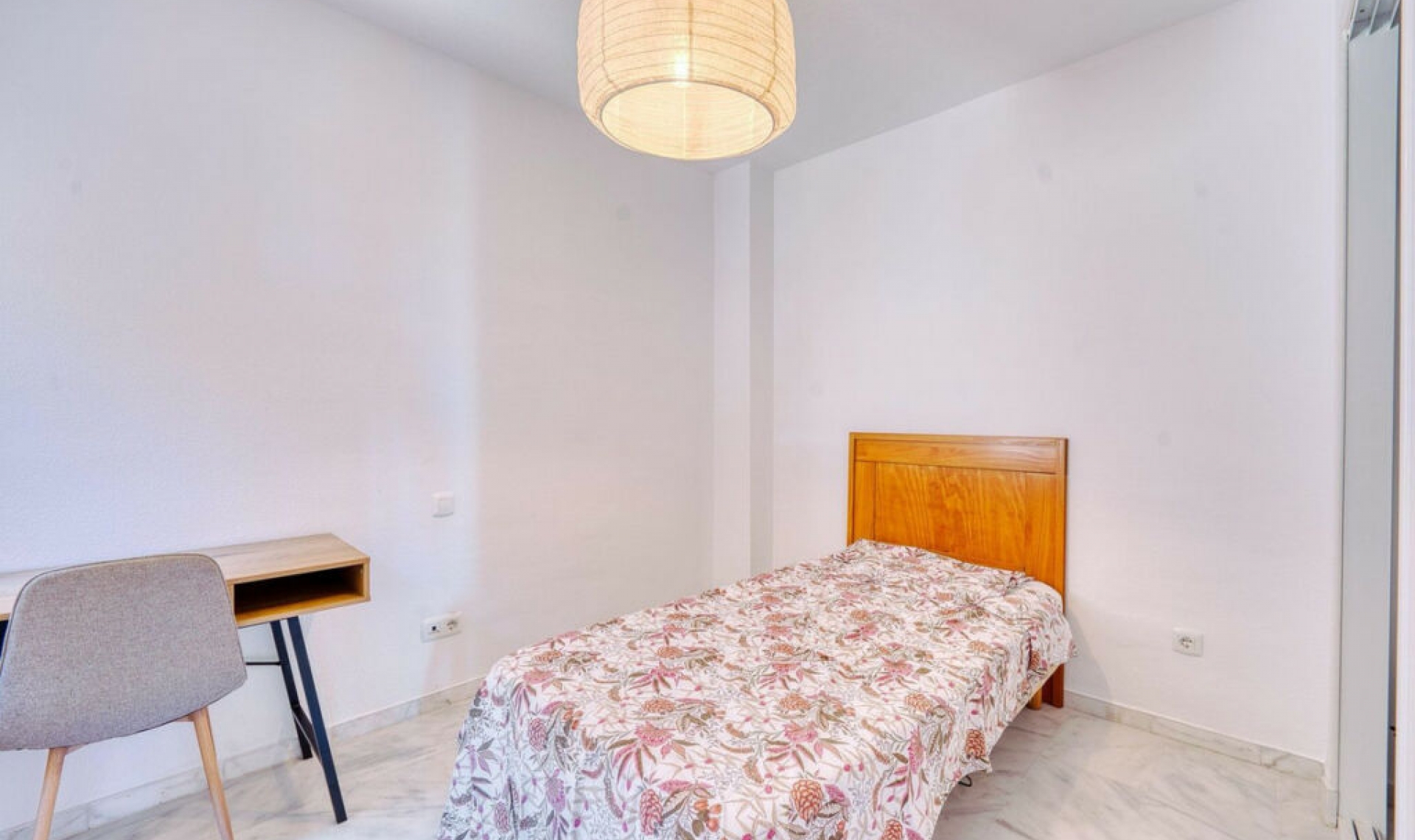 Resale - Apartment -
Reserva de Marbella