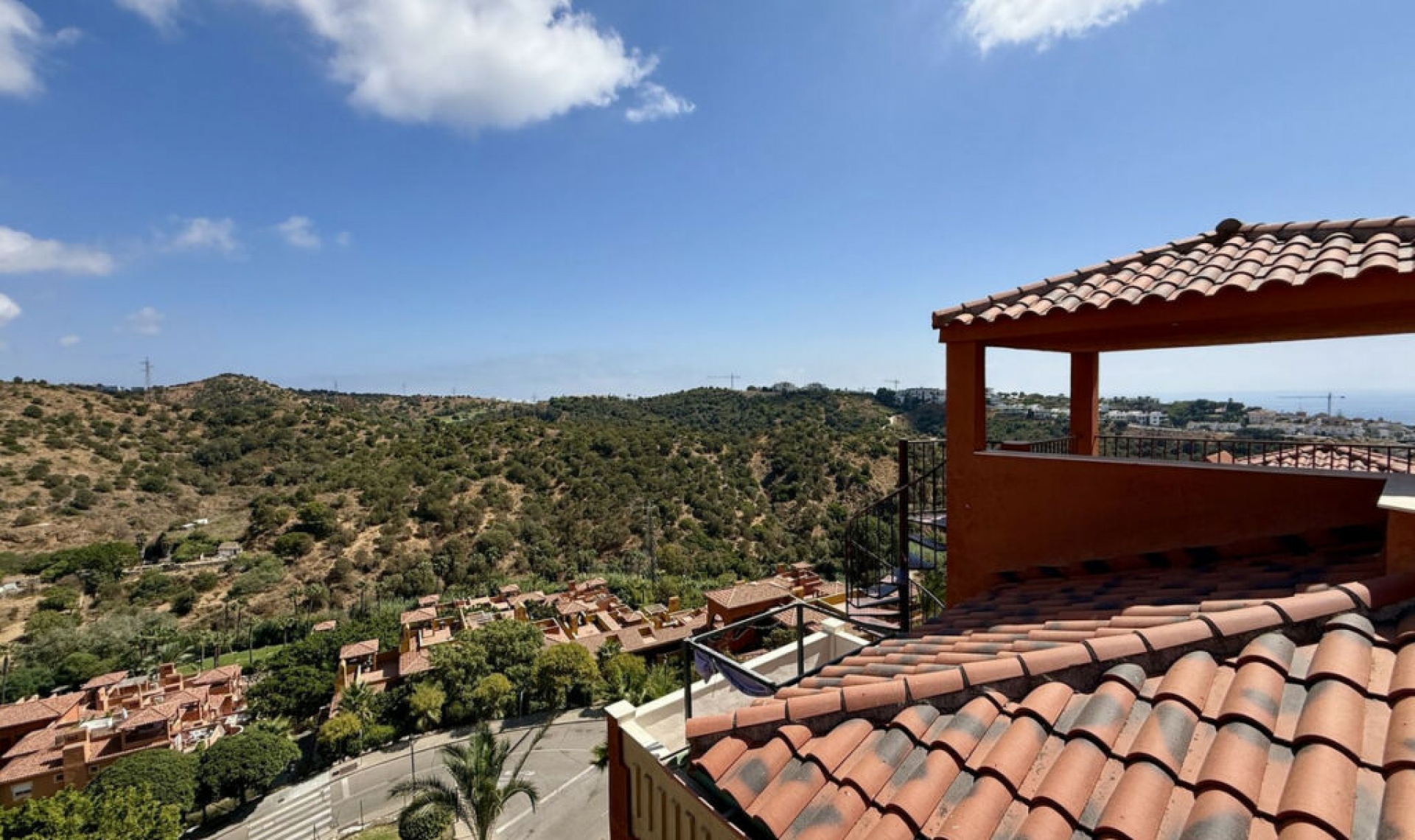 Resale - Apartment -
Reserva de Marbella