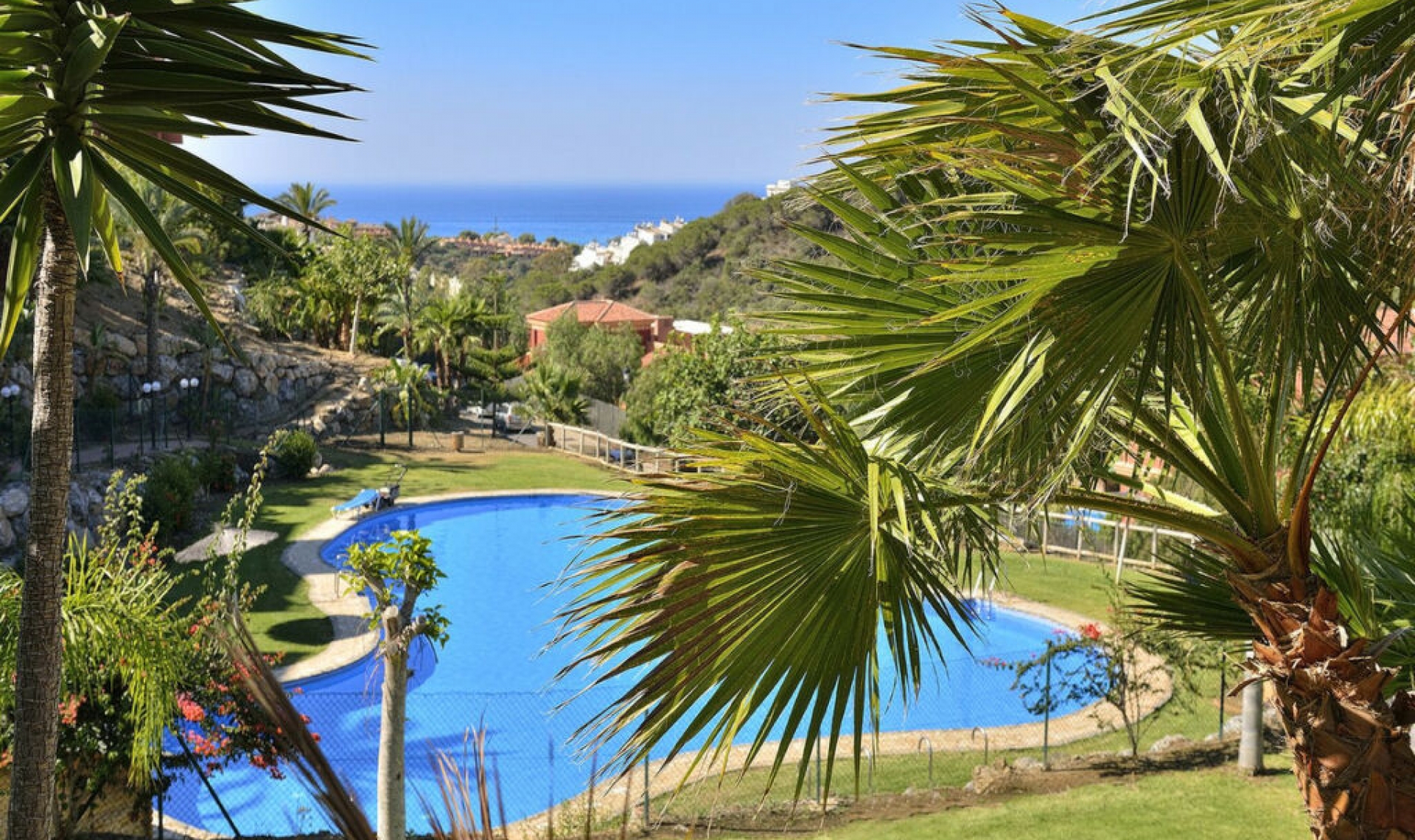 Resale - Apartment -
Reserva de Marbella