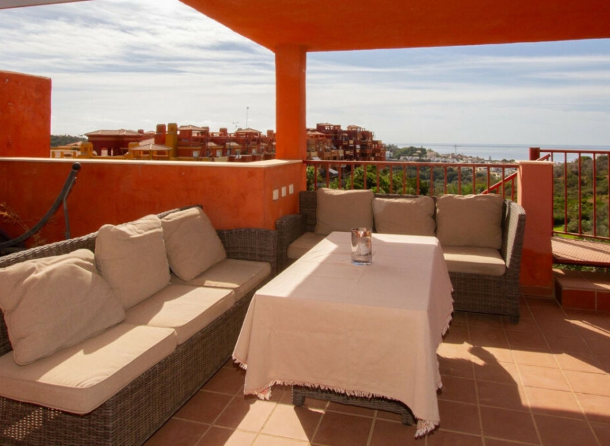 Resale - Apartment -
Reserva de Marbella