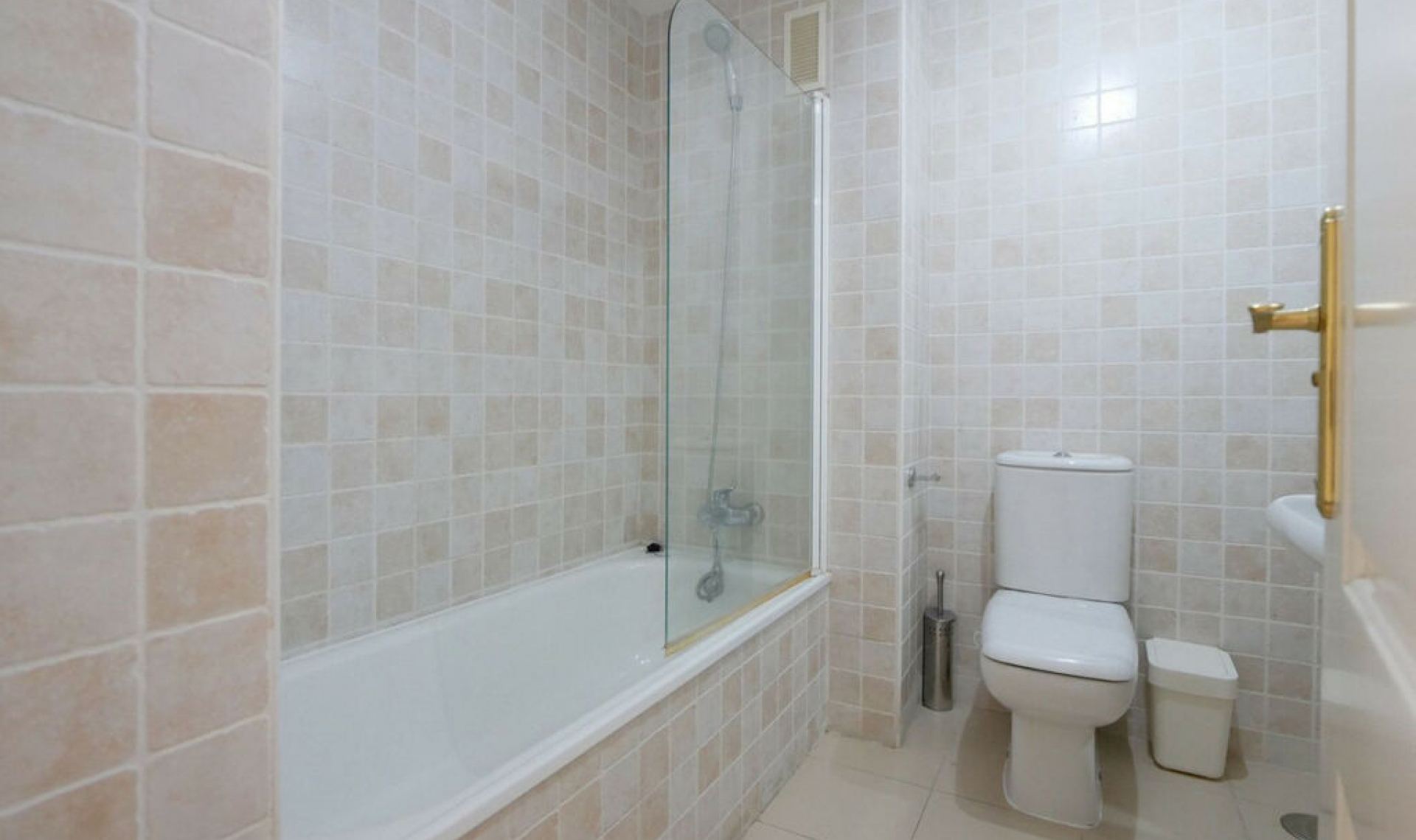 Resale - Apartment -
Reserva de Marbella