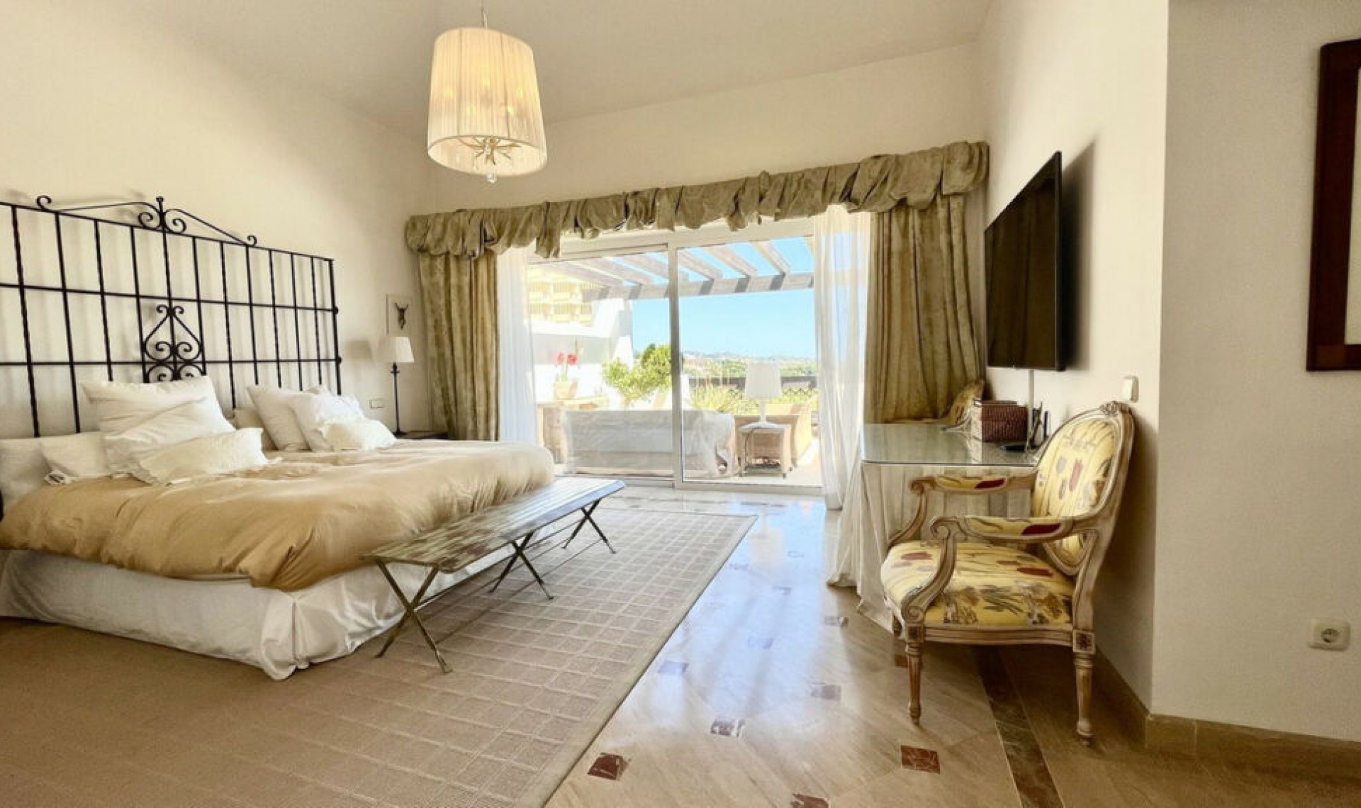 Resale - Apartment -
Río Real