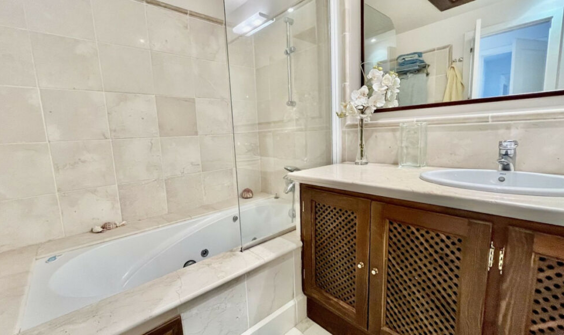 Resale - Apartment -
Río Real