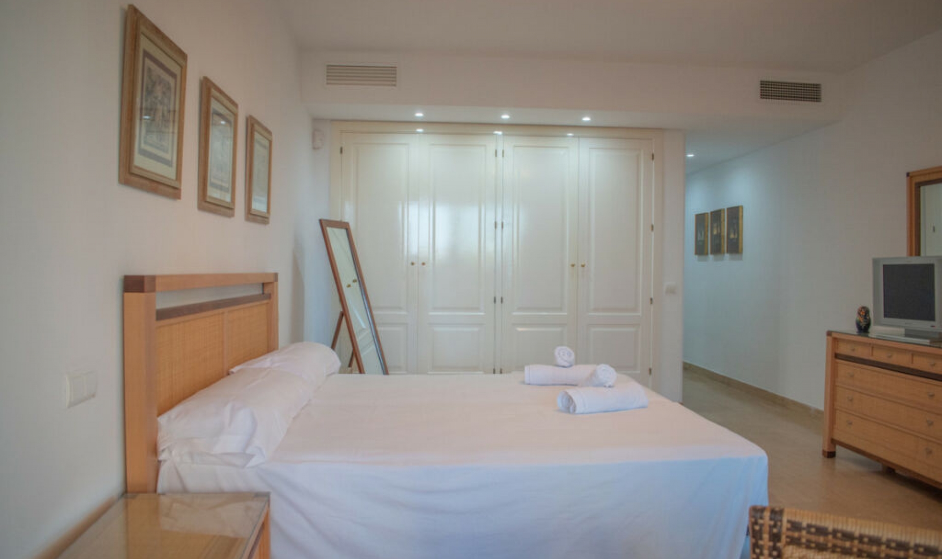 Resale - Apartment -
Río Real