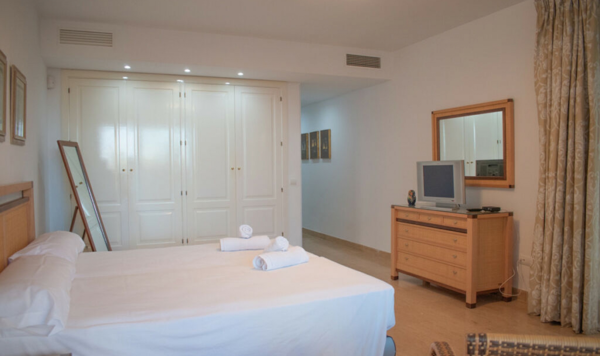 Resale - Apartment -
Río Real