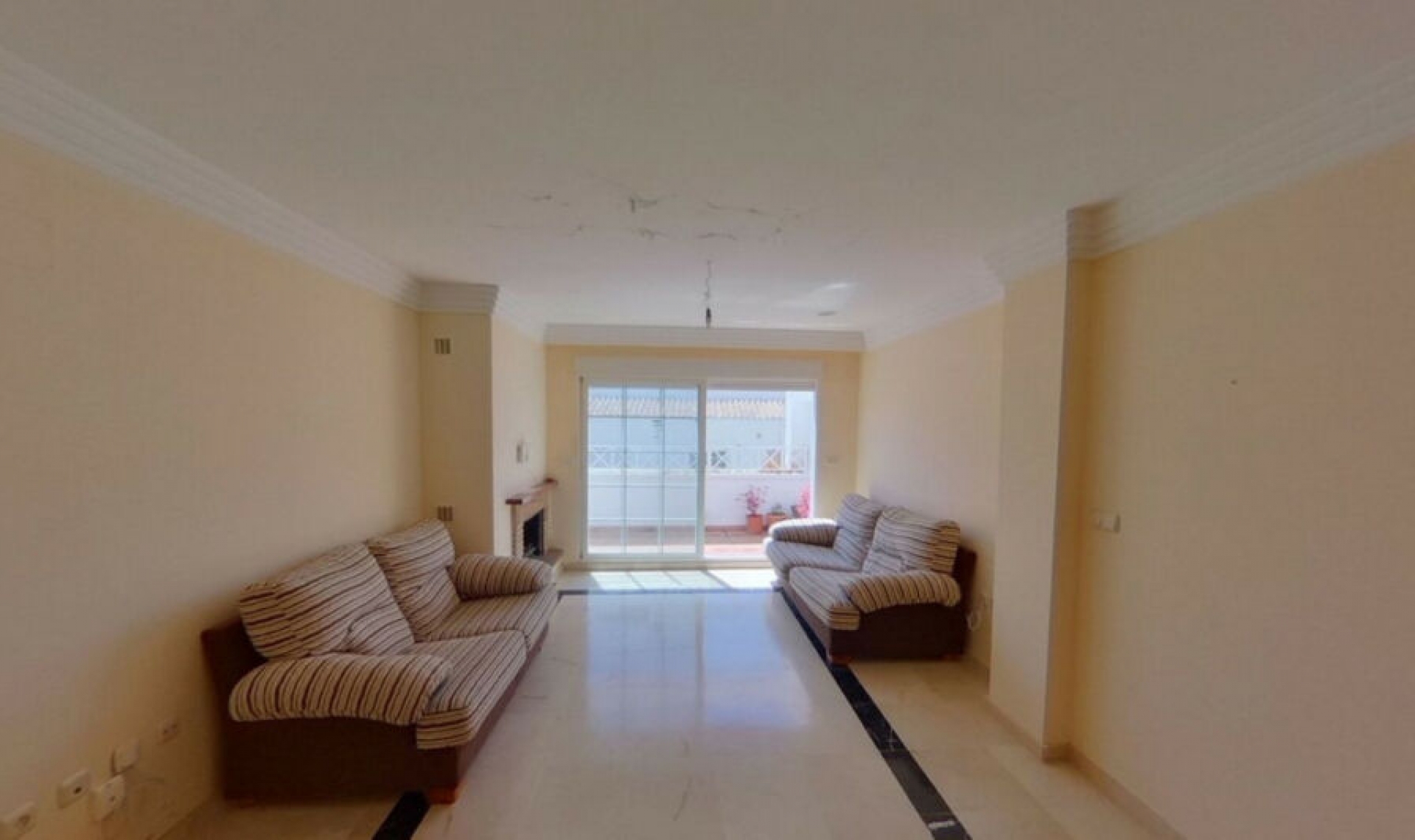 Resale - Apartment -
Río Real