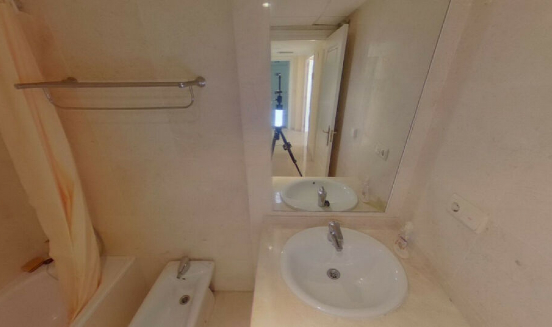 Resale - Apartment -
Río Real