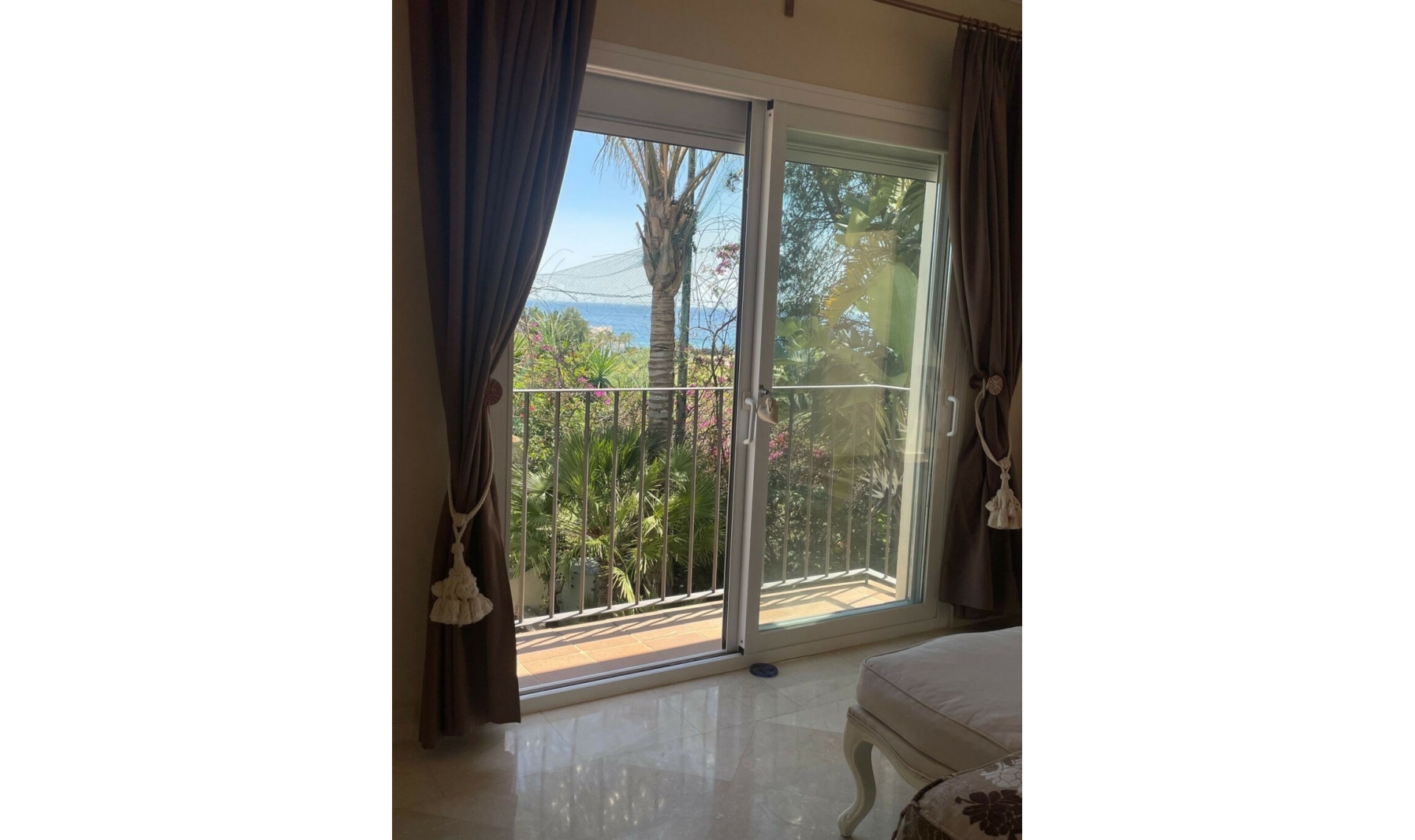 Resale - Apartment -
Río Real