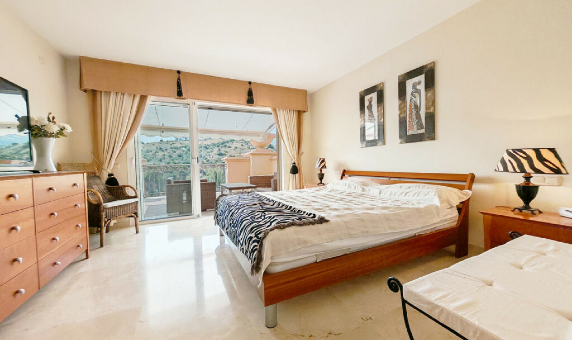 Resale - Apartment -
Río Real