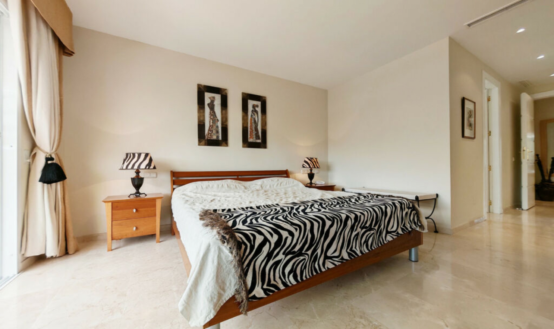 Resale - Apartment -
Río Real