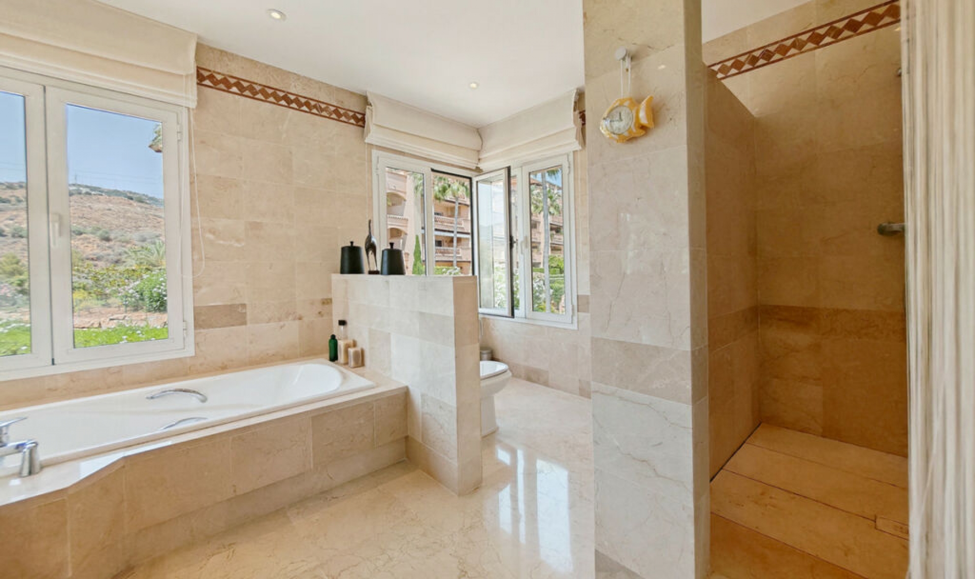 Resale - Apartment -
Río Real
