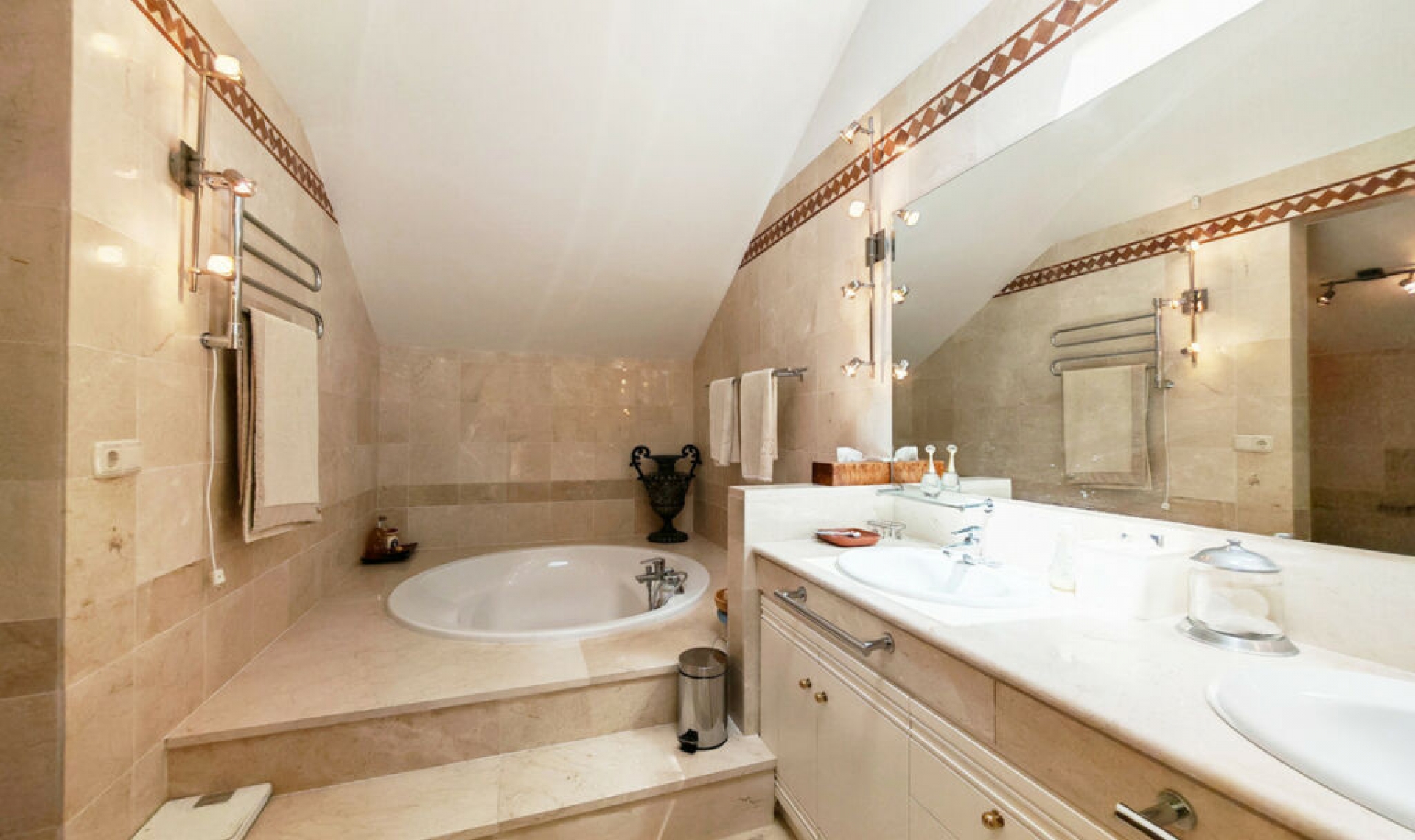 Resale - Apartment -
Río Real