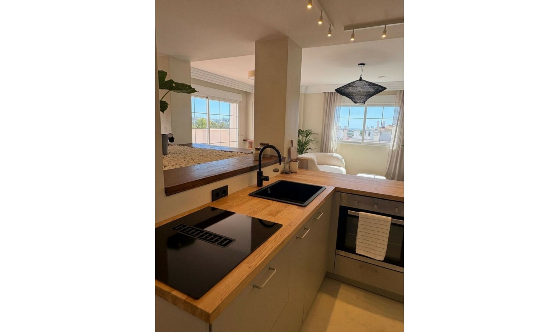 Resale - Apartment -
Río Real