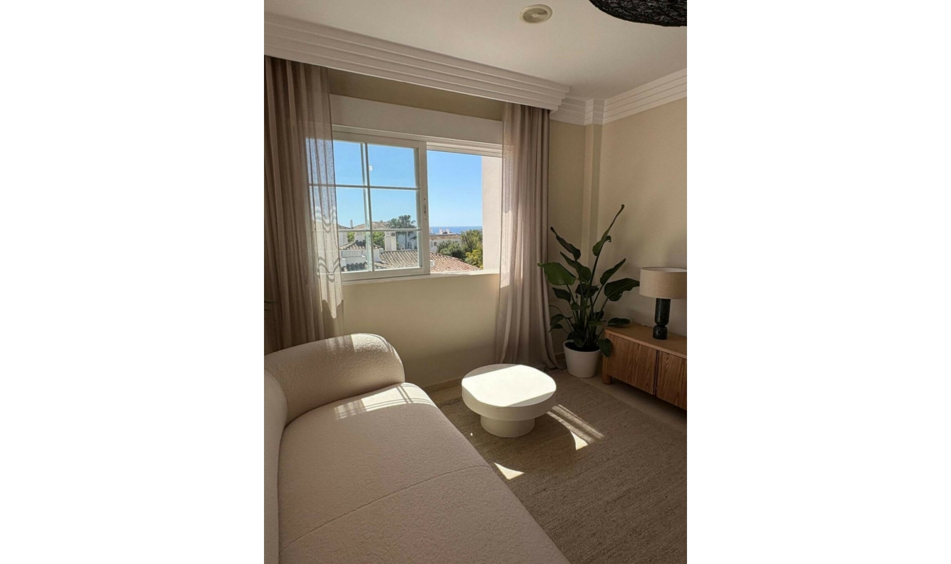 Resale - Apartment -
Río Real