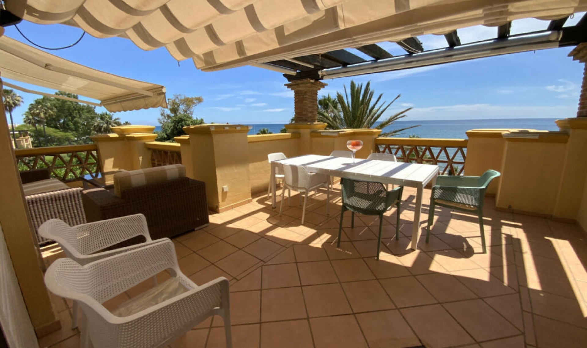 Resale - Apartment -
Río Real