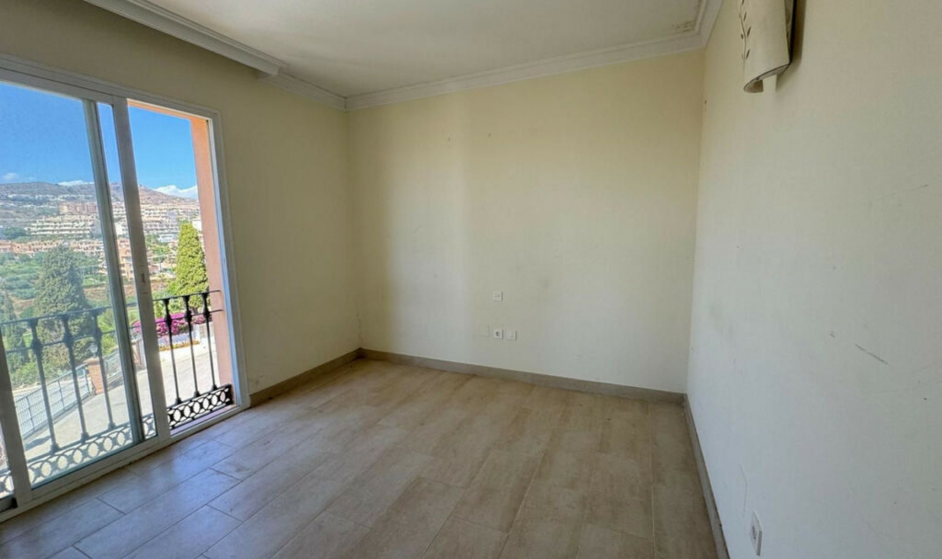 Resale - Apartment -
Riviera del Sol