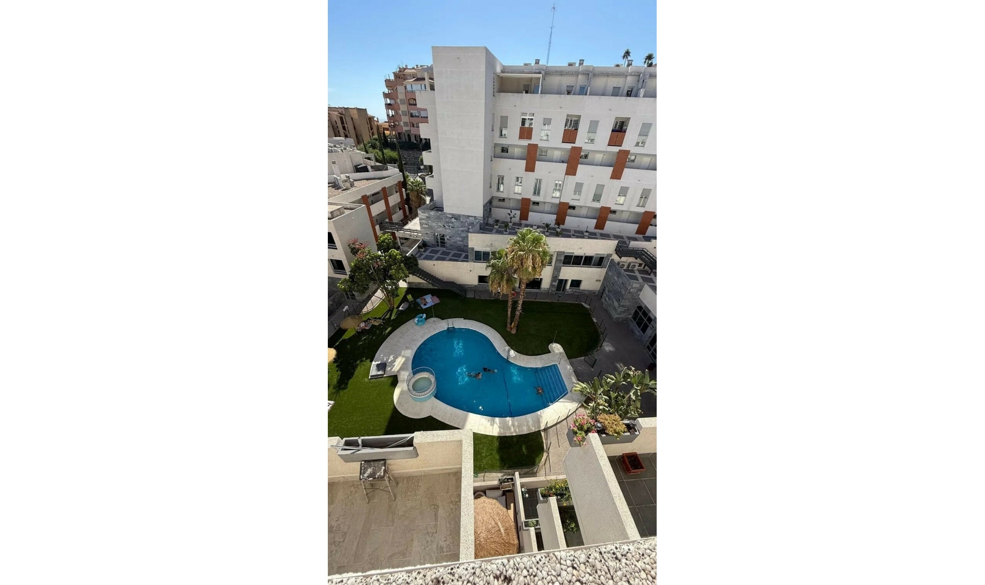 Resale - Apartment -
Riviera del Sol