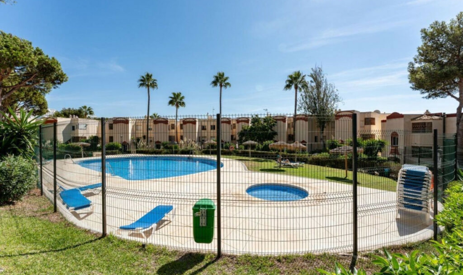 Resale - Apartment -
Riviera del Sol
