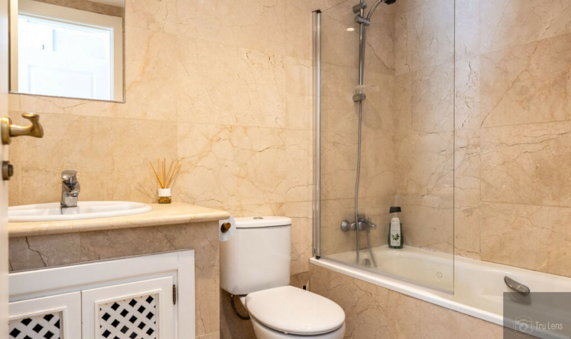 Resale - Apartment -
Roda Golf