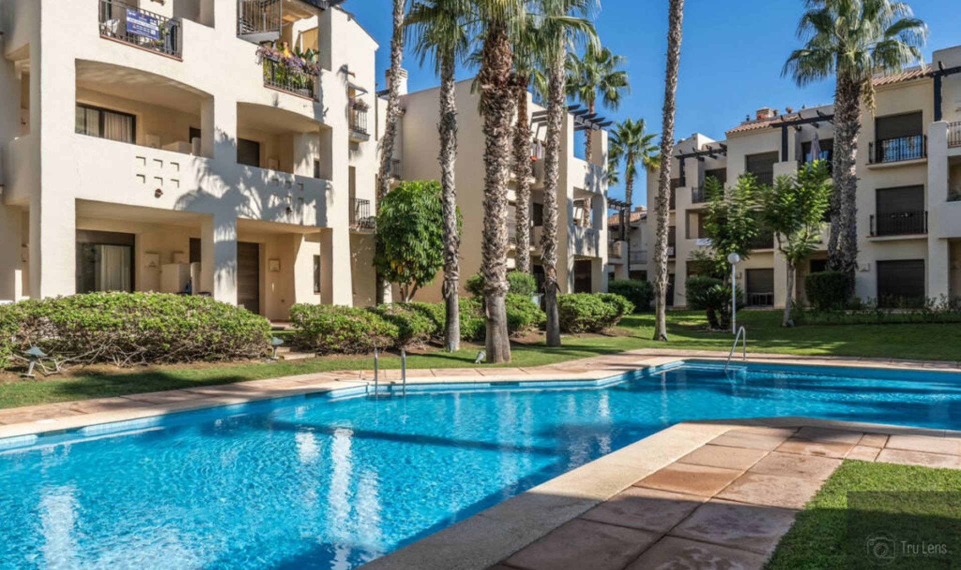 Resale - Apartment -
Roda Golf