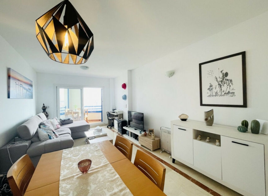 Resale - Apartment -
San Luis de Sabinillas