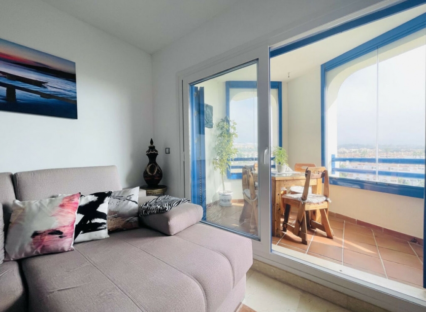 Resale - Apartment -
San Luis de Sabinillas