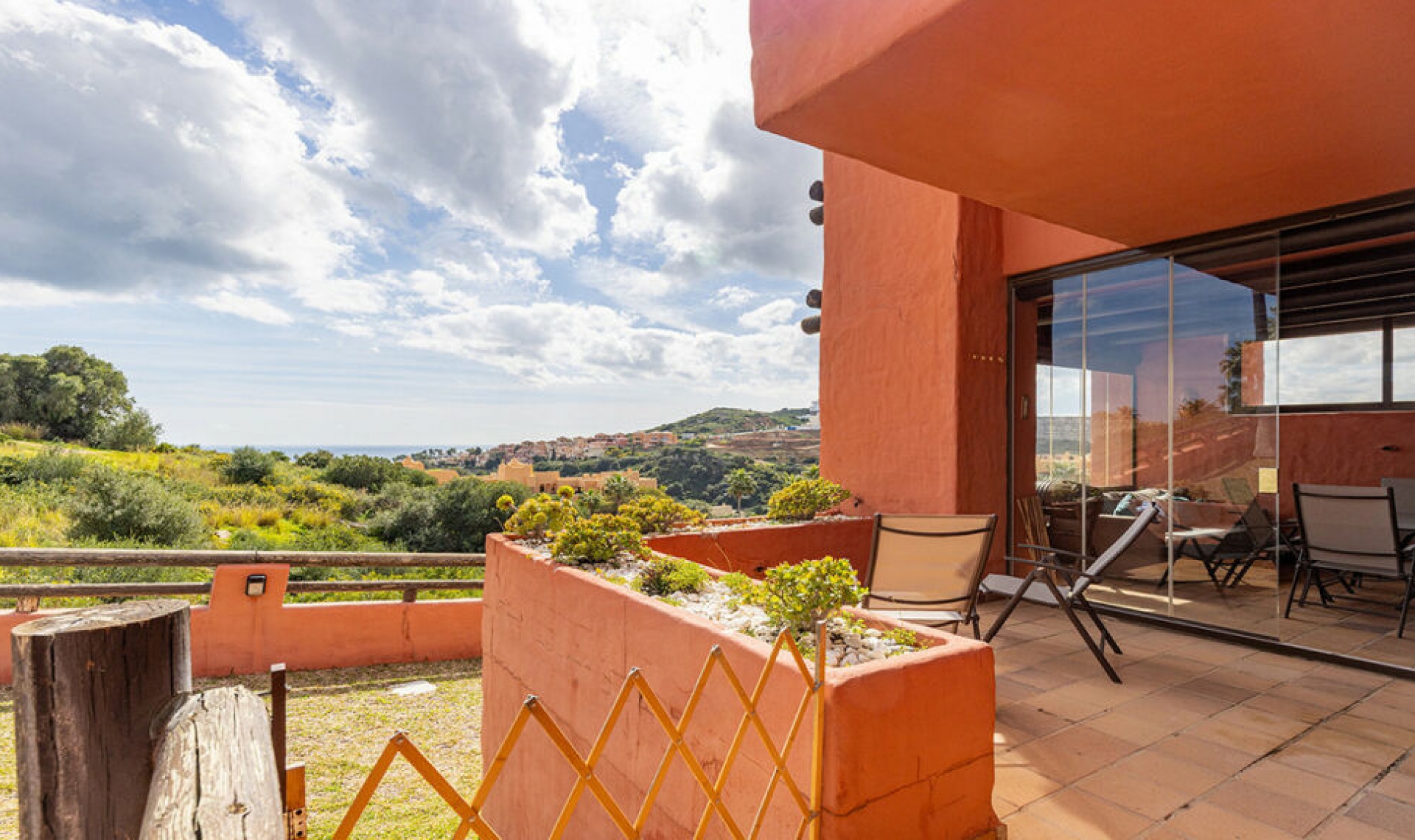 Resale - Apartment -
San Luis de Sabinillas