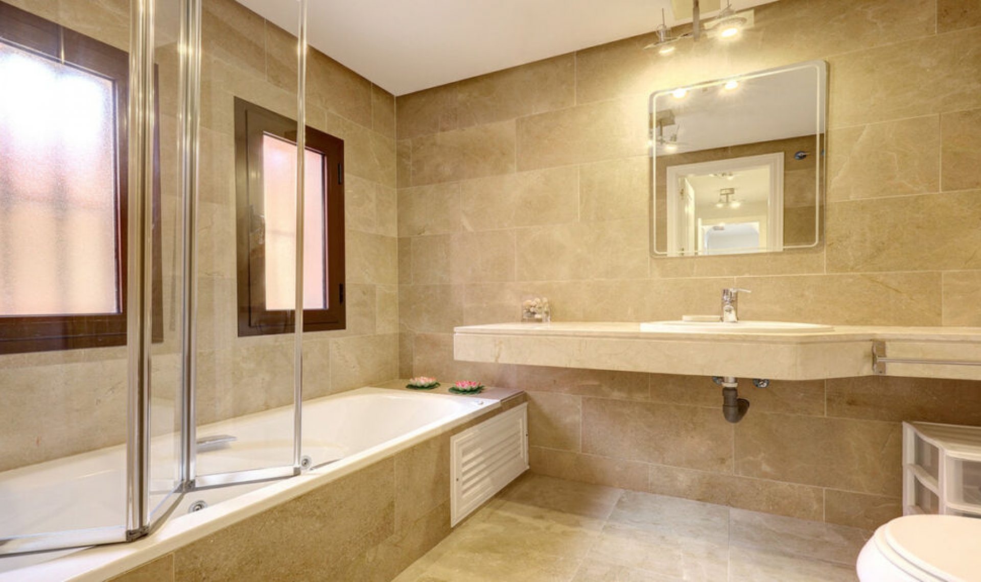 Resale - Apartment -
San Luis de Sabinillas