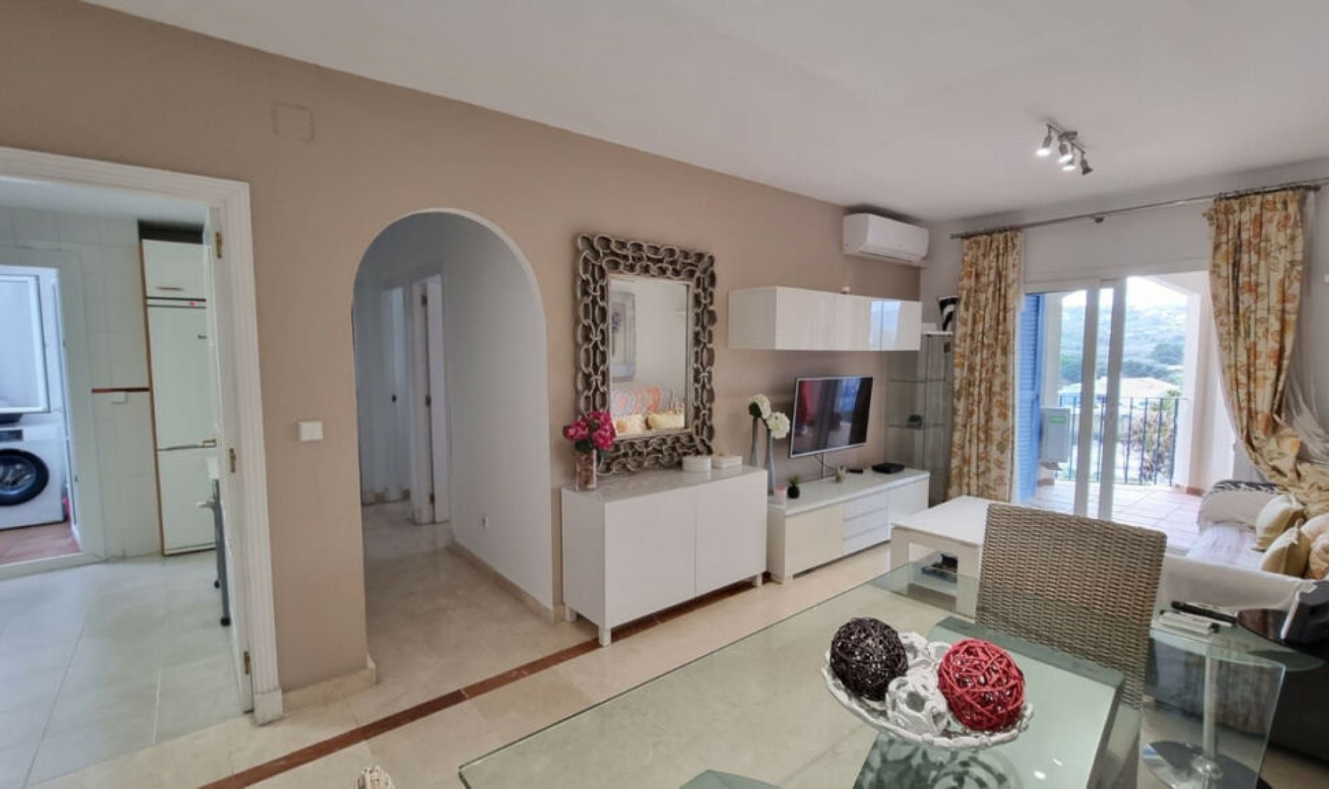 Resale - Apartment -
San Luis de Sabinillas