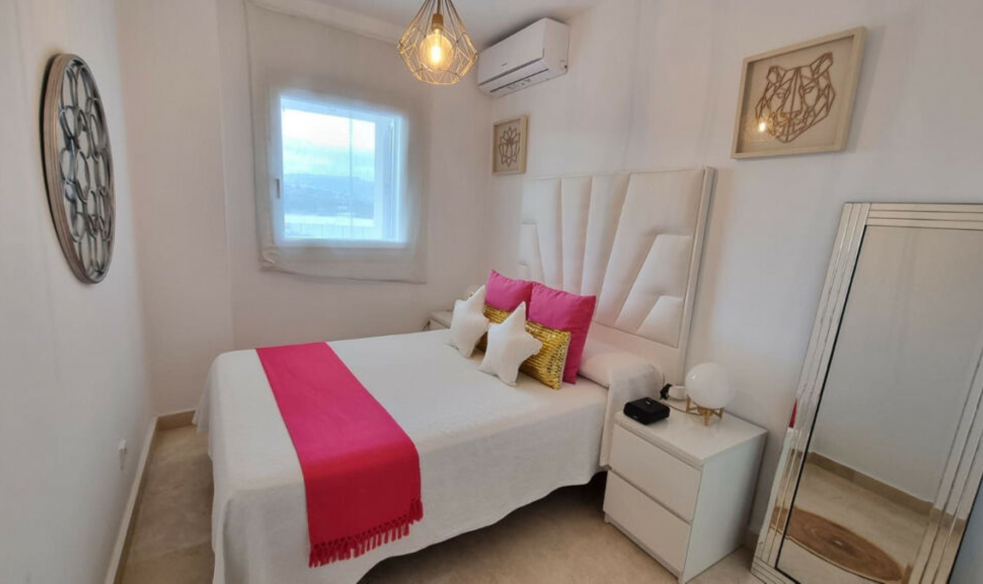 Resale - Apartment -
San Luis de Sabinillas