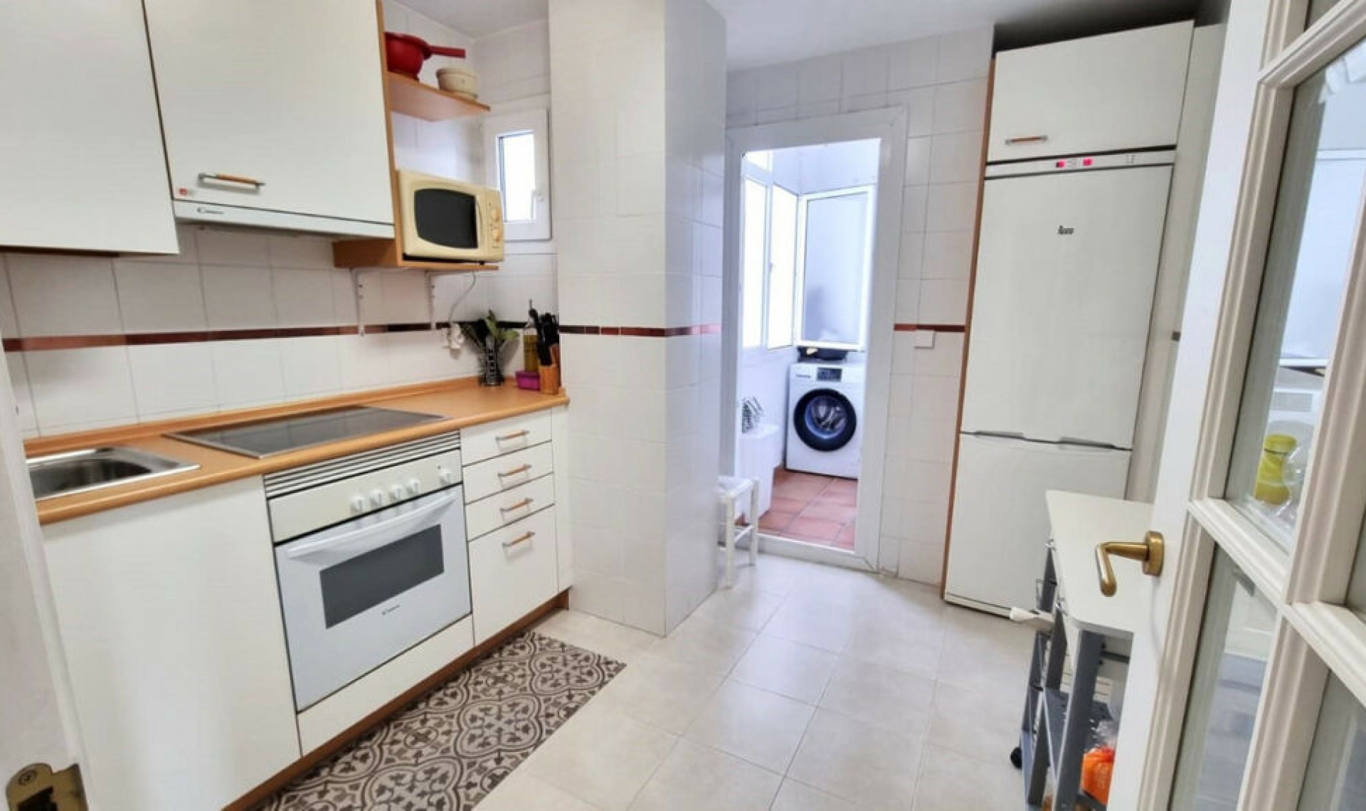 Resale - Apartment -
San Luis de Sabinillas