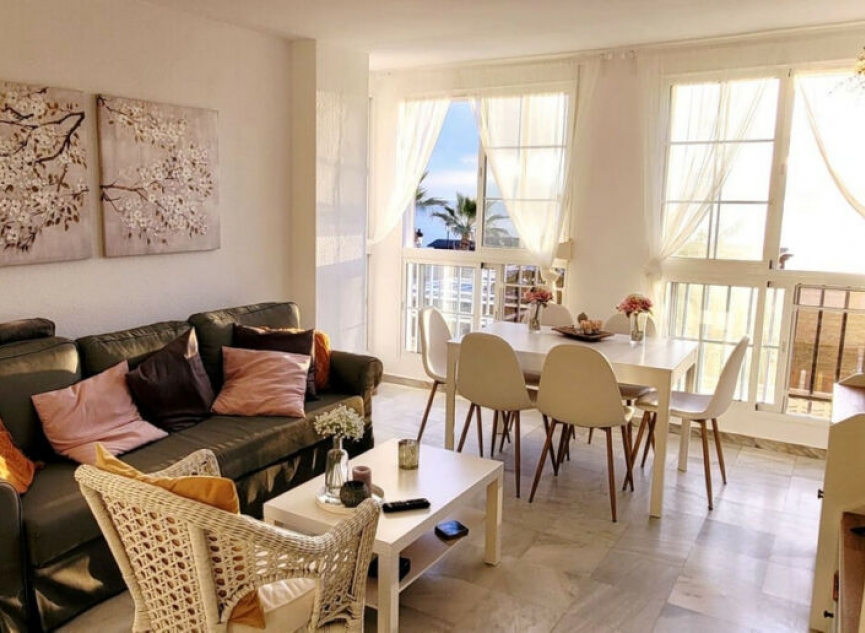 Resale - Apartment -
San Luis de Sabinillas