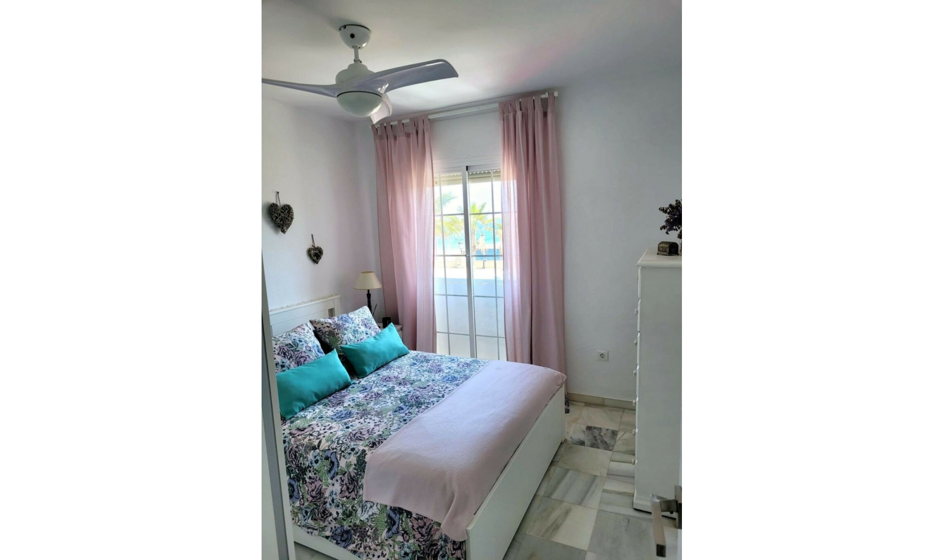 Resale - Apartment -
San Luis de Sabinillas